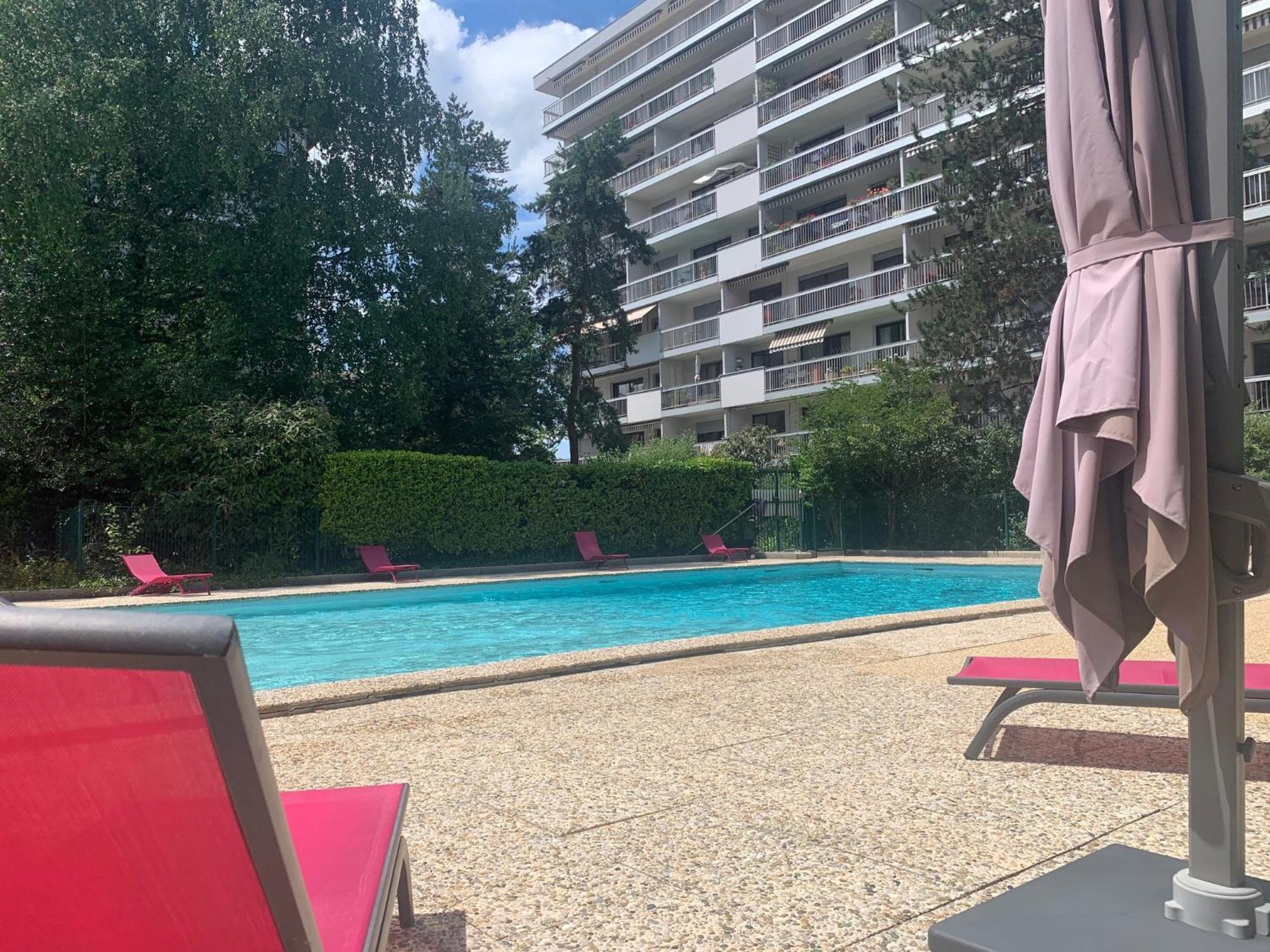Kusmi Love Piscine Proche Du Lac Annecy Esterno foto